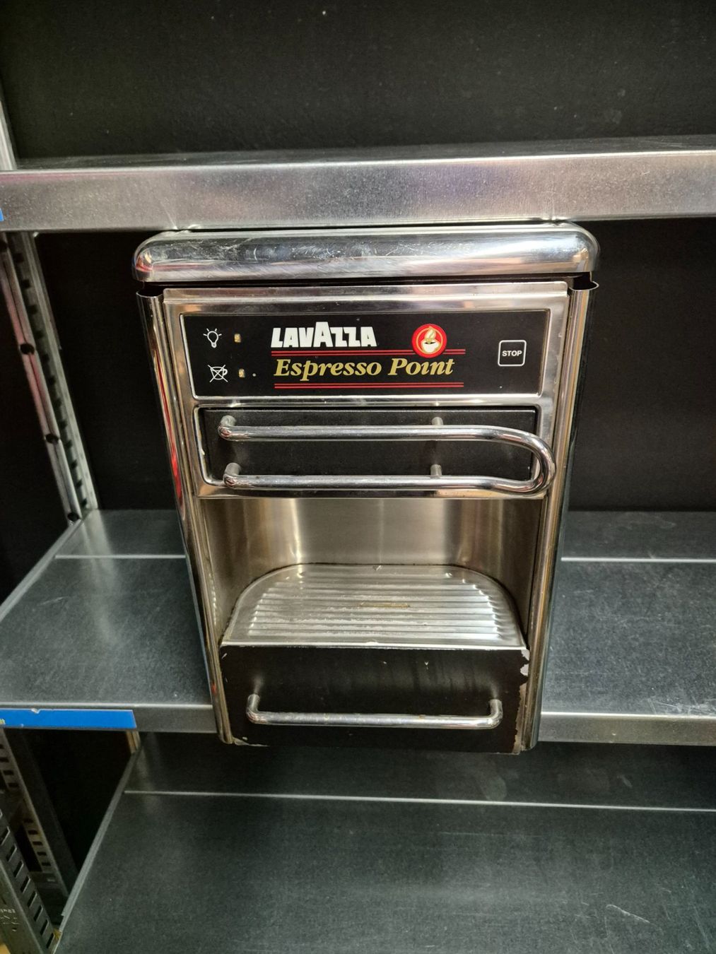 Lavazza Macchine per caffè & Macchine per espresso: Lavazza Espresso Point – Difettoso da Oberengstringen venduto da Feuerdrache