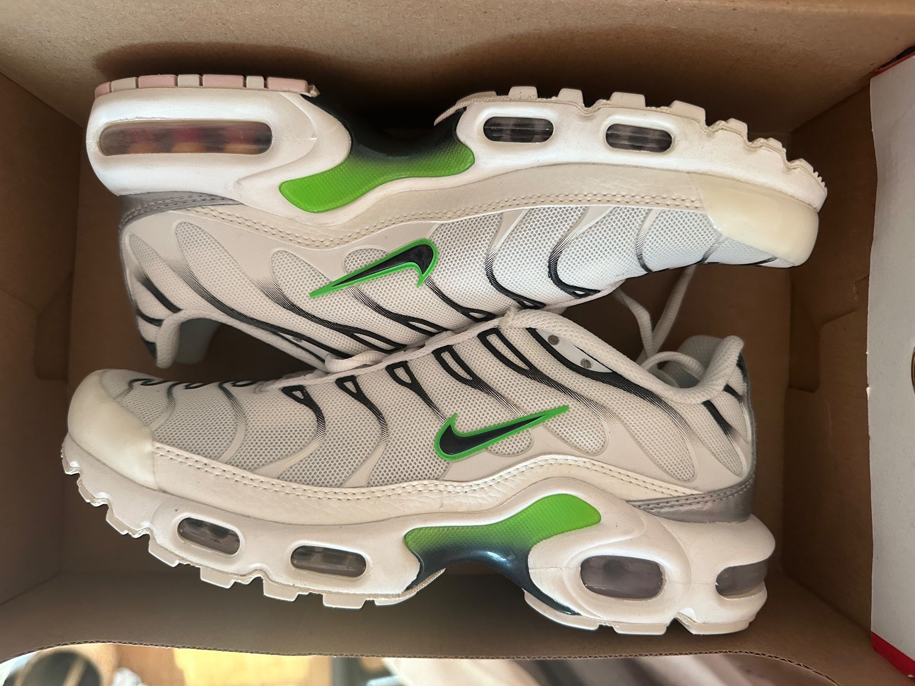 Nike Scarpe da uomo: Nike Air Mx Plus TN Gr. 38.5 – Nuovo e nell'imballaggio originale da Bern venduto da ykl_jgz8 2