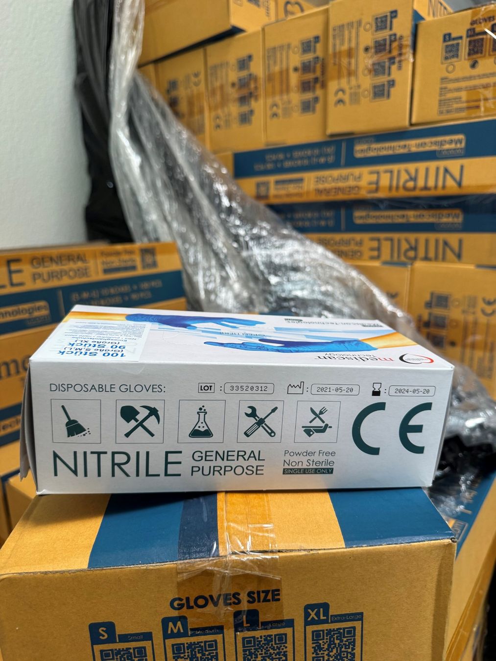 Guanti & manicotti: Mediscan Nitril Handschuhe, Grössen S, M, L – Nuovo e nell'imballaggio originale da Dottikon venduto da jus_v5br 1