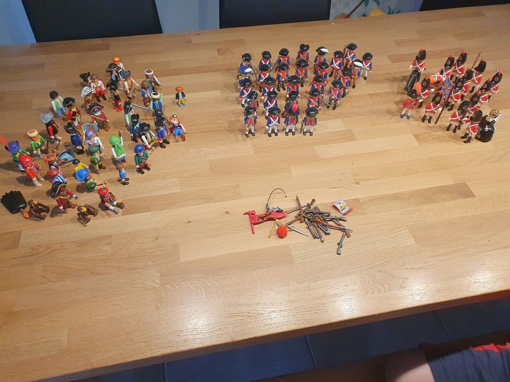  Foto zu Playmobil Soldaten und Piraten (Gebraucht) in Brüttisellen für CHF 25 