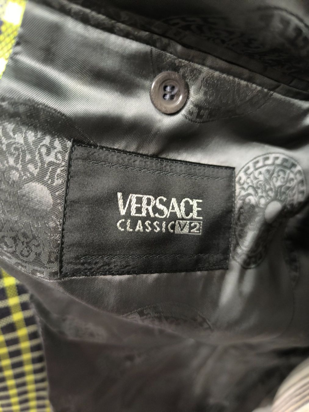 Vestes: VERSACE Sakko Grün Karo ( Gr. 50 ) – D'occasion à Rüti ZH par Restwert_Rueti_ZH 4