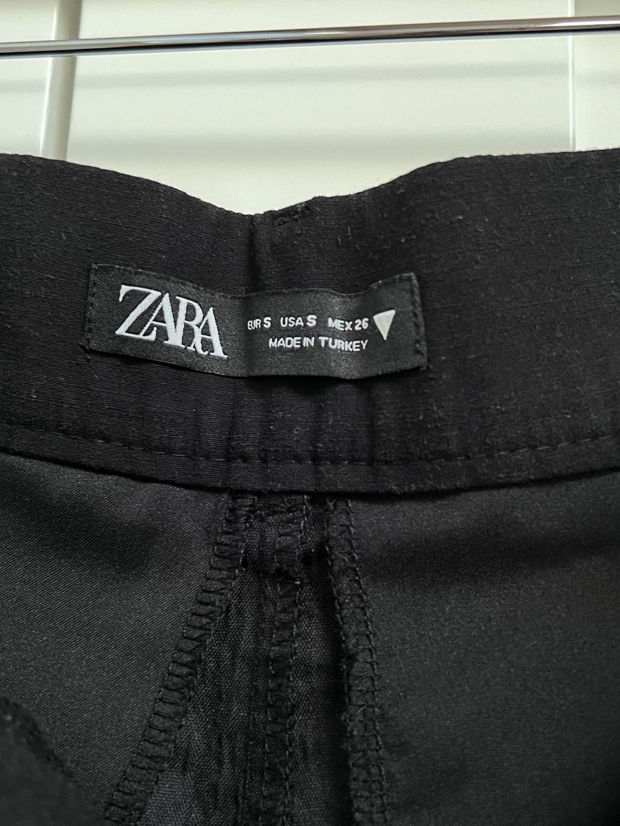Zara Pantaloni: Zara Shorts Gr. S – Usato da Menzingen venduto da nas_6ncr 2