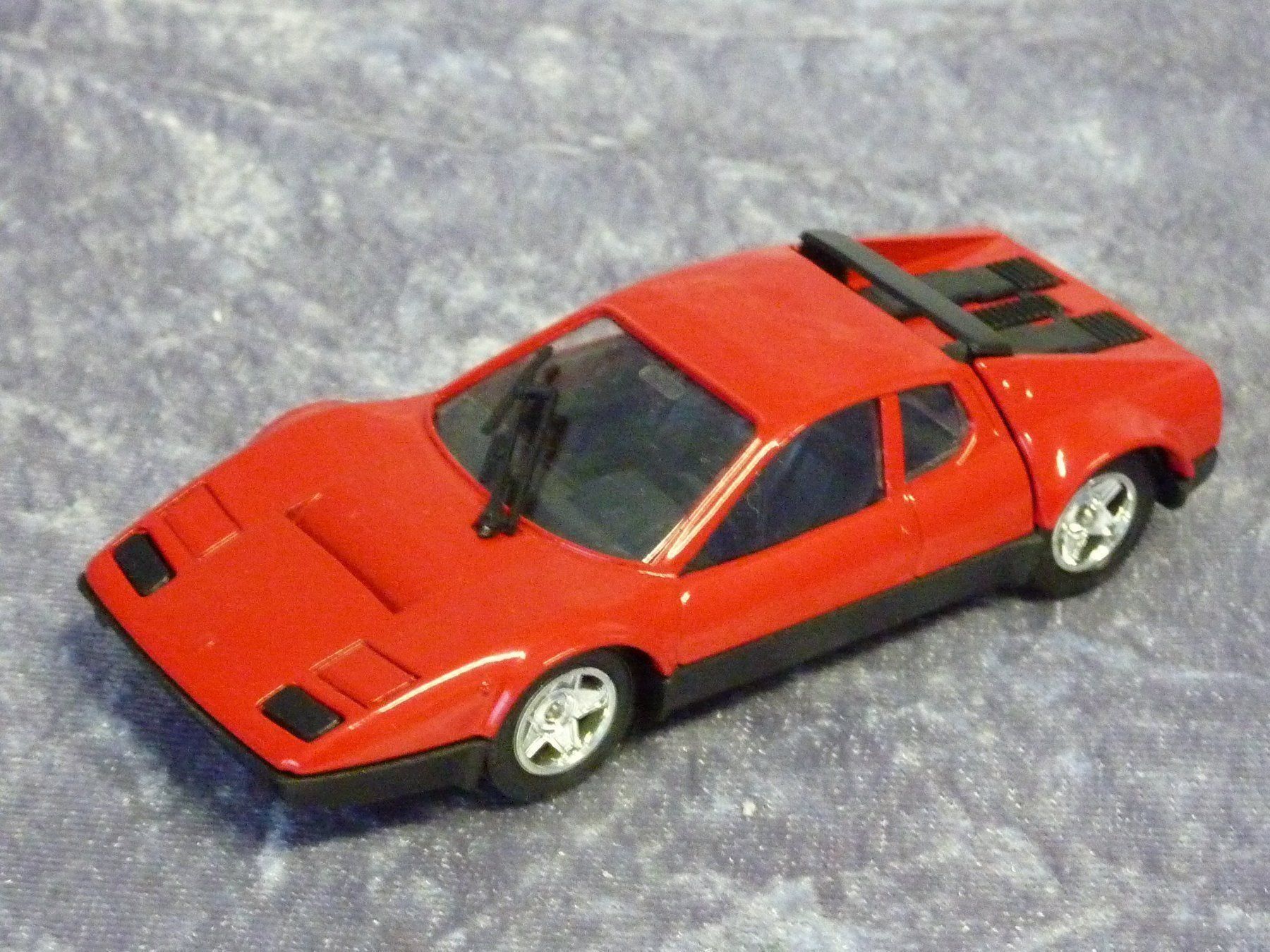 Solido Modellini d'auto: Ferrari 512 BB  1:43 – Usato da Dürrenäsch venduto da modellautos4you