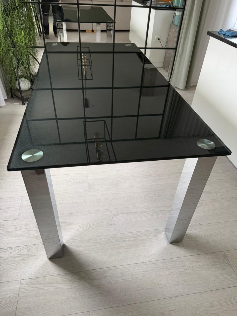 Tavoli: Esstisch Glastisch Chrom Hochglanz Modern Schwarz Elegant – Usato da Zürich venduto da Nopipo