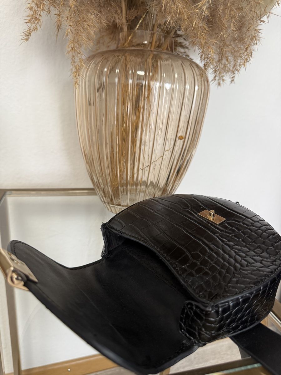 Mango Sacs femmes: Gürteltasche Lederoptik Kroko schwarz mit Gürtel (Mango) – D'occasion à Winterthur par fij_f65r 3