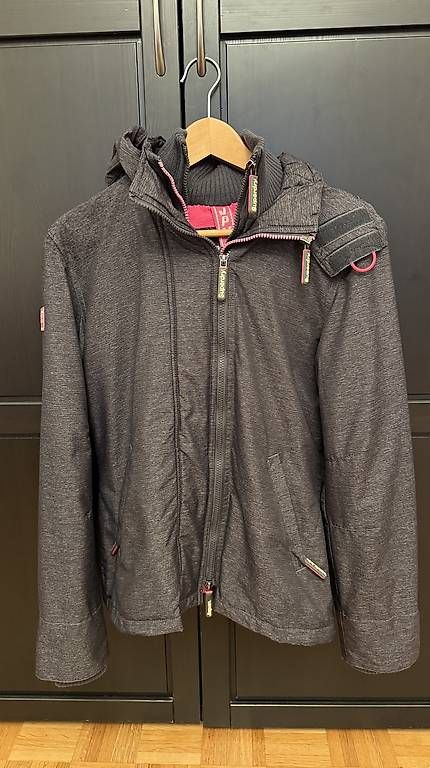 Superdry Giacche: Jacke Superdry – Usato da Muttenz venduto da kim_6vx8