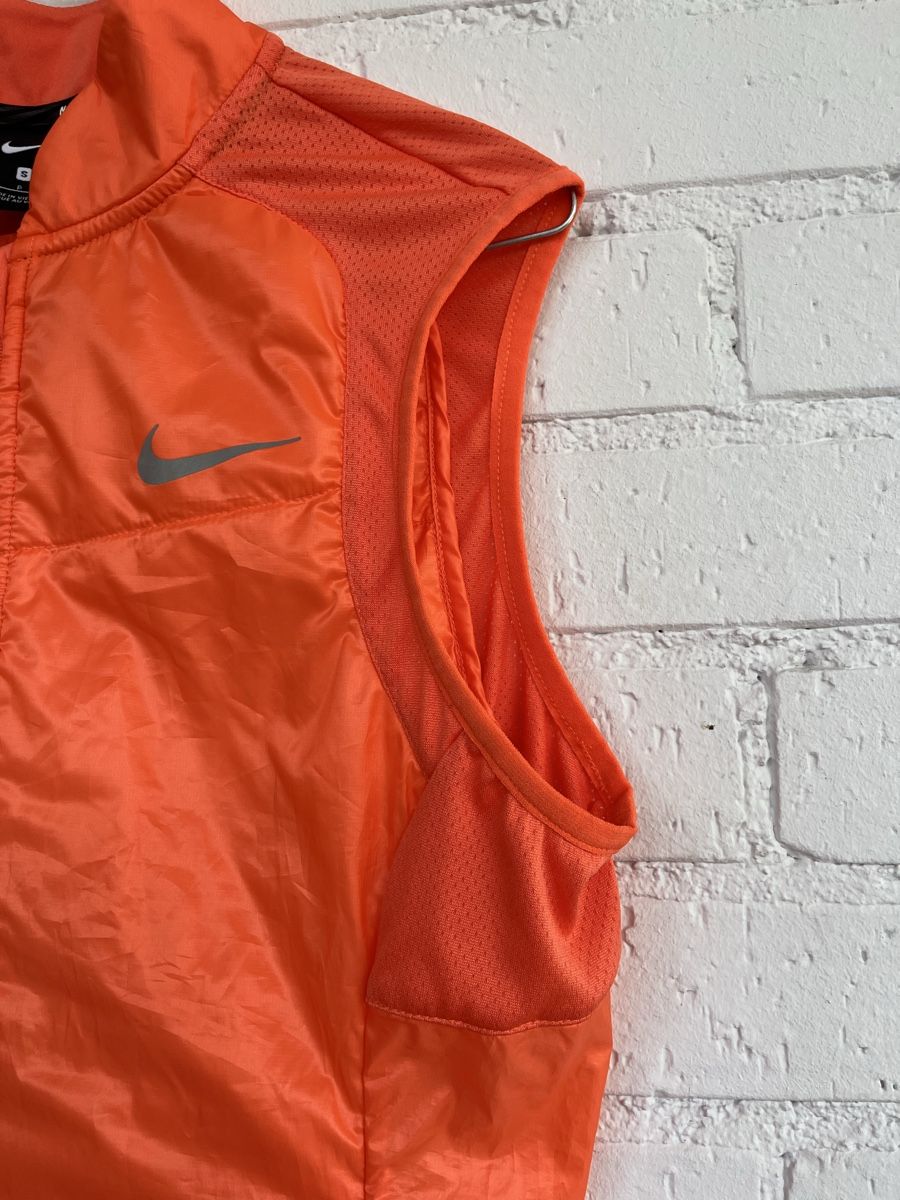 Nike Gilet & Giacche senza maniche: Nike Running Weste – Usato da Embrach venduto da hexslog00 2