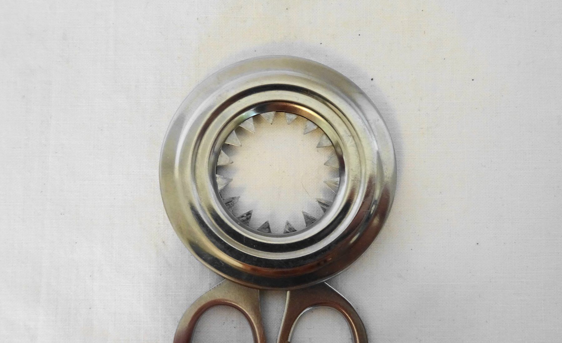 Appareils de cuisine: Eierschneider - Eierköpfer für Eier – D'occasion à Zürich par Connie8 1