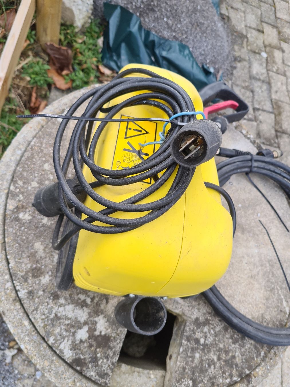 Kärcher Idropulitrici ad alta pressione: Kercher Hochdruckreiniger – Usato da Waldkirch venduto da Hypertenuse 1