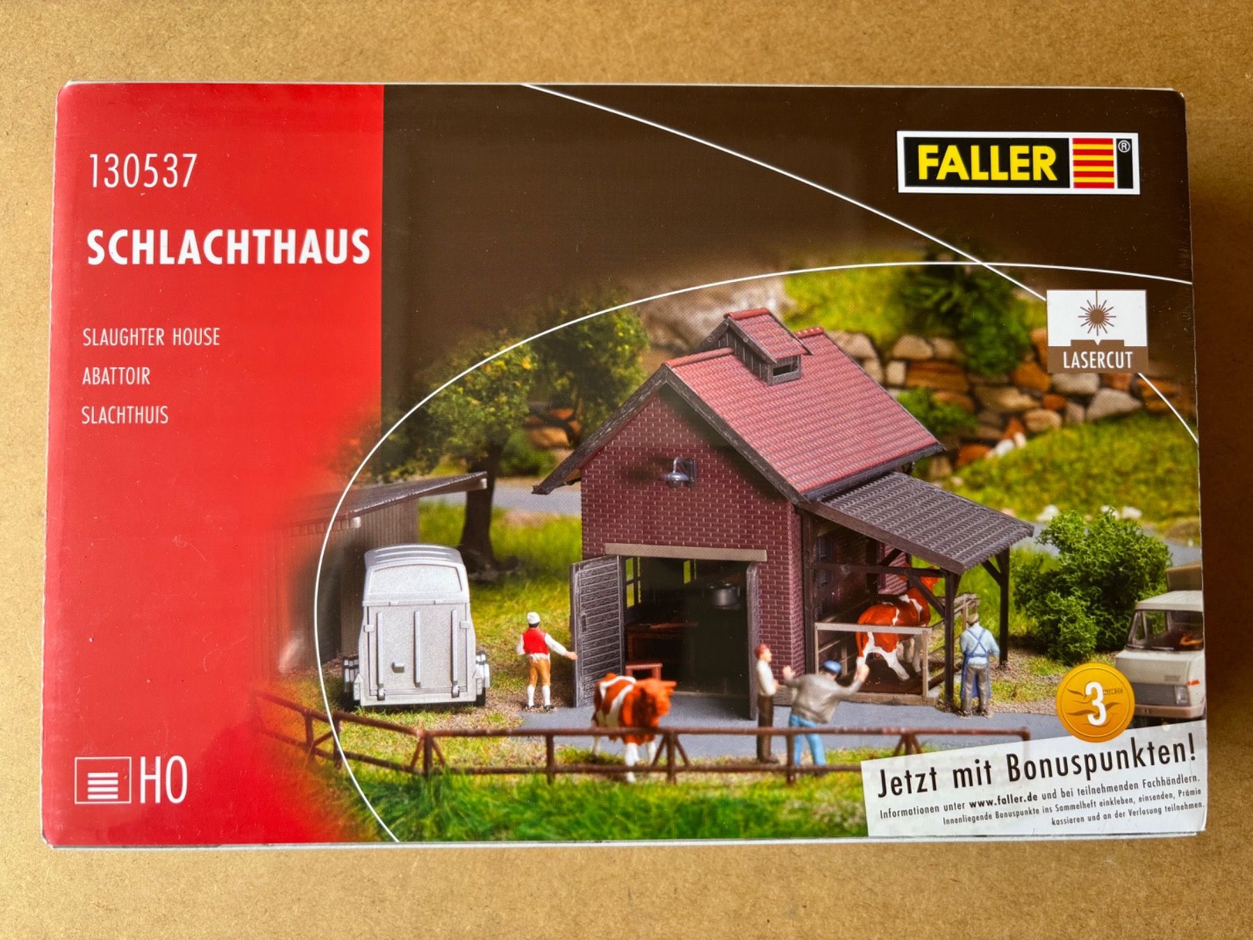 Faller Modellini di ferrovie: Faller 130537 Schlachthaus – Nuovo e nell'imballaggio originale da Hauterive NE venduto da eriamch