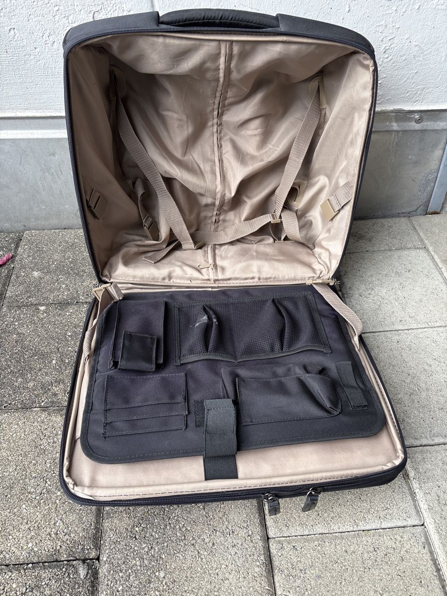 Valigie & Borse: Schwarzer Pilotenkoffer Trolley - Robust und geräumig! – Usato da Bülach venduto da Jackybabue 5