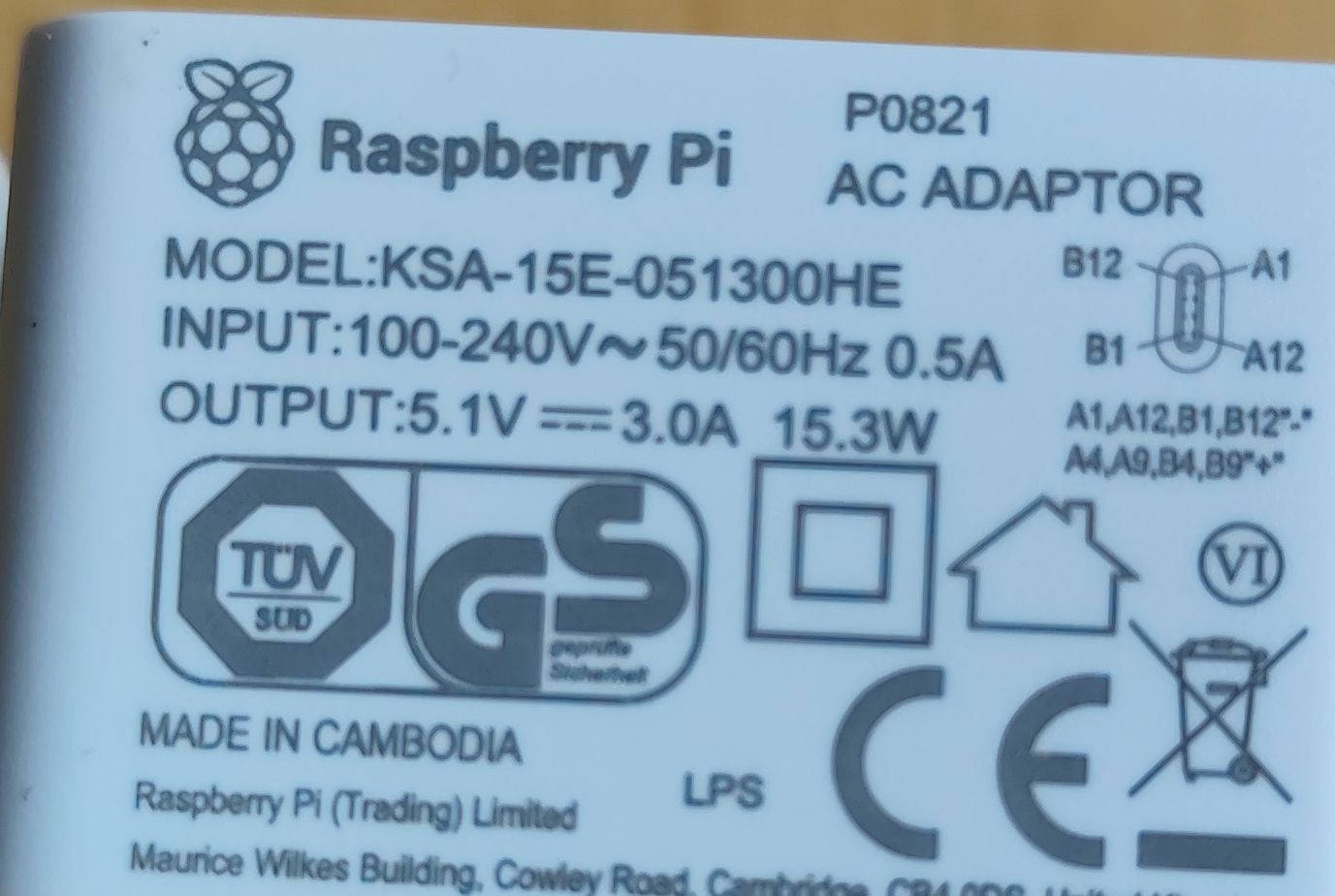 Raspberry Pi PCs: Raspberry Pi 400 MINI-PC, Netzteil & HDMI – Neu (gemäss Beschreibung) aus Romanshorn von eRRbse 7