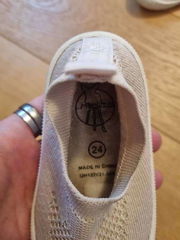 Scarpe per ragazzi: Badeschuhe Lässig - Gr. 24 – Usato da Rheinau venduto da schalseb 1