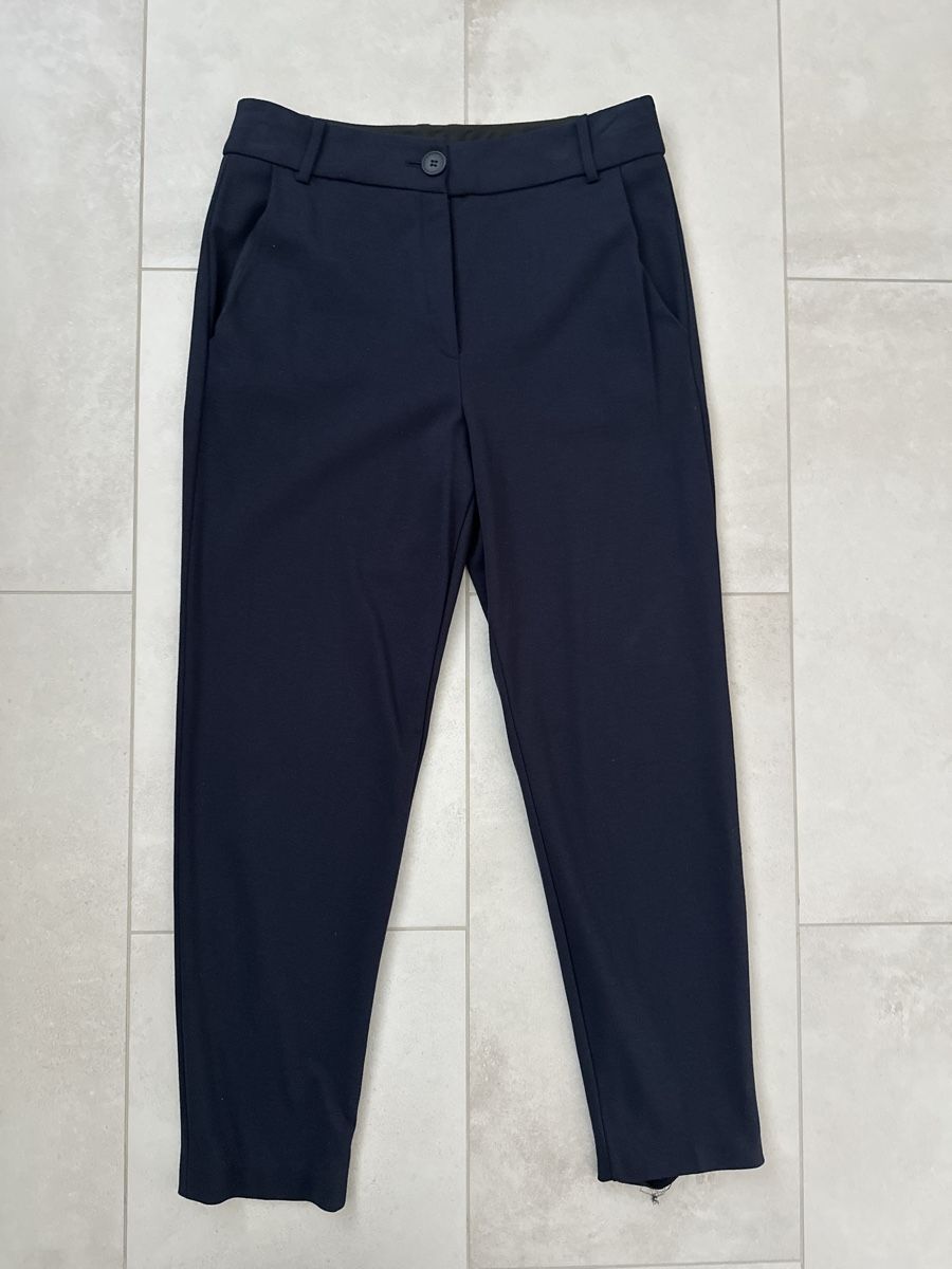 Esprit Pantaloni: Esprit Hose, marineblau, Gr. 38 – Usato da Zug venduto da Hehe