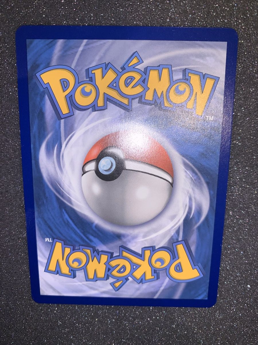 Pokémon Carte collezionabili: Charizard V SWSH050 – Usato da Bironico venduto da ars_z6lb 9