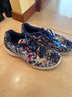 NIKE Lifestyle/Running (42.5)