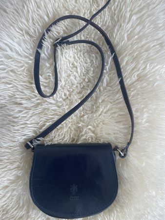 Elegante kleine Ledertasche in Marineblau - Top Zustand!