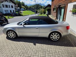Audi A4 Cabrio 3.0 garagengepflegt, Dach neu, Zahnriemen neu