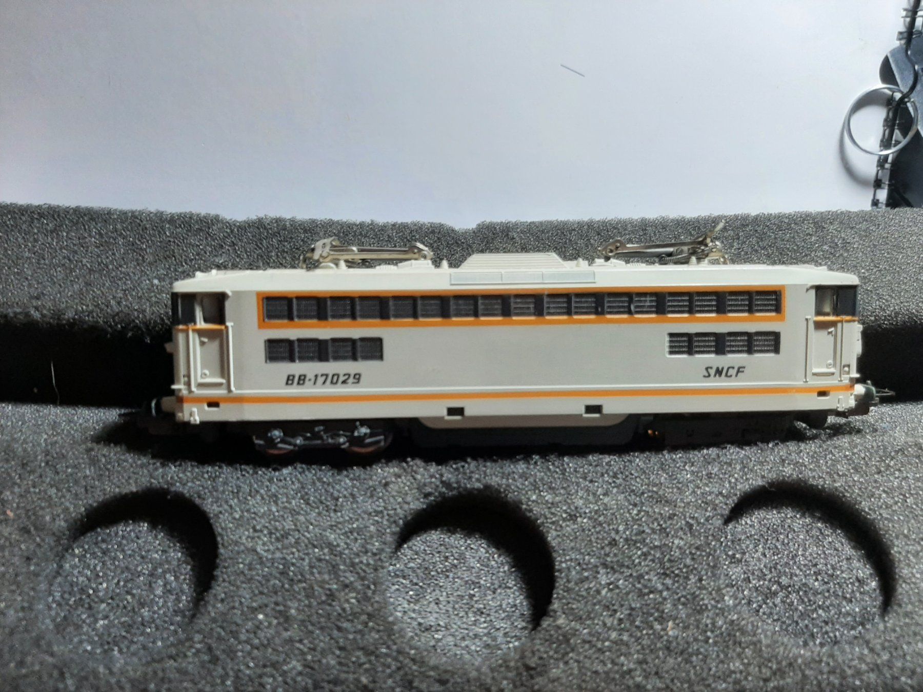 Lima Modellini di ferrovie: LIMA BB-1729 SNCF – Usato da Avully venduto da RIVALIS