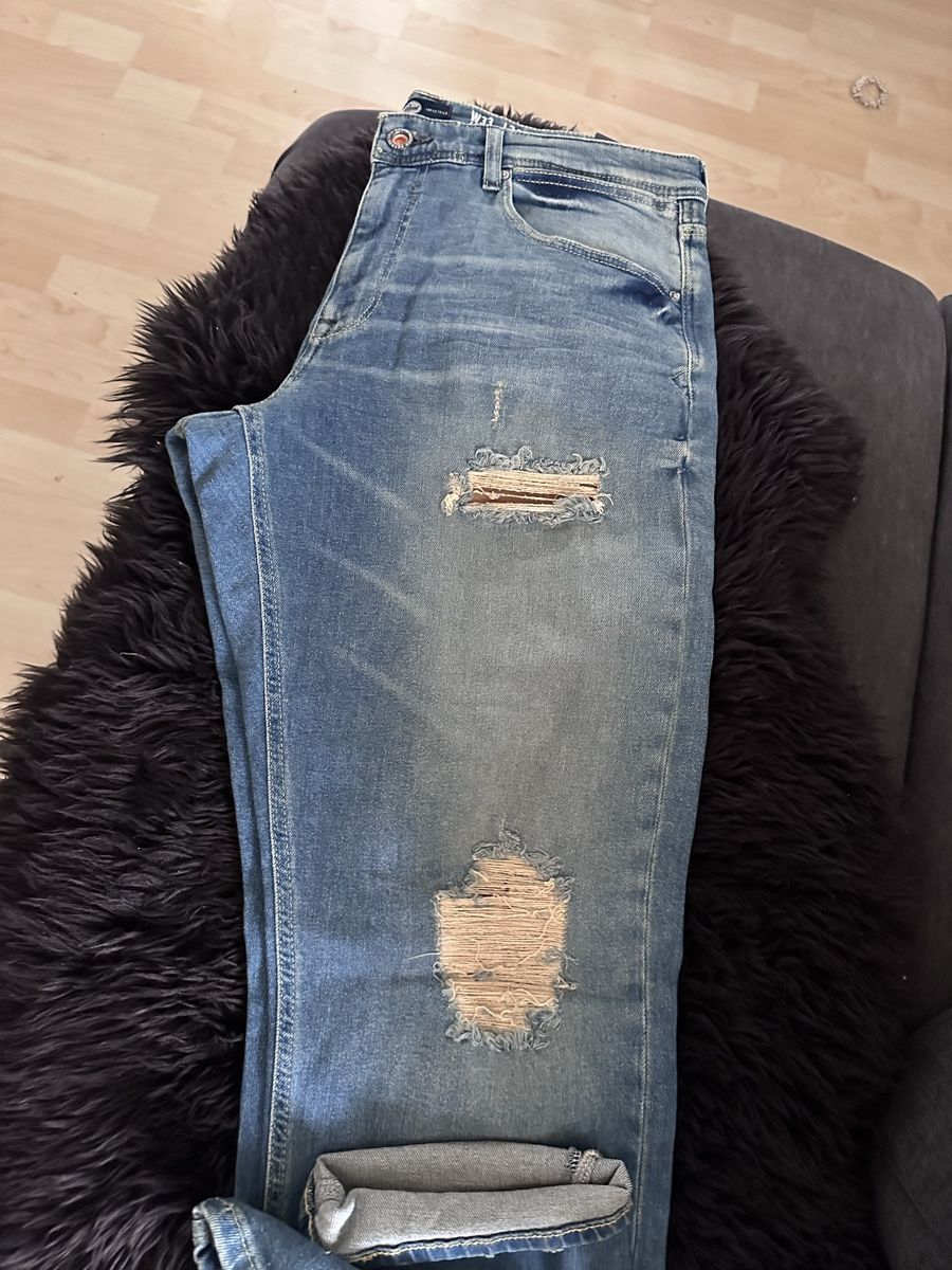 Jeans: Jeans Gr 33/34 – Neu und originalverpackt aus Immensee von kunterbunt010