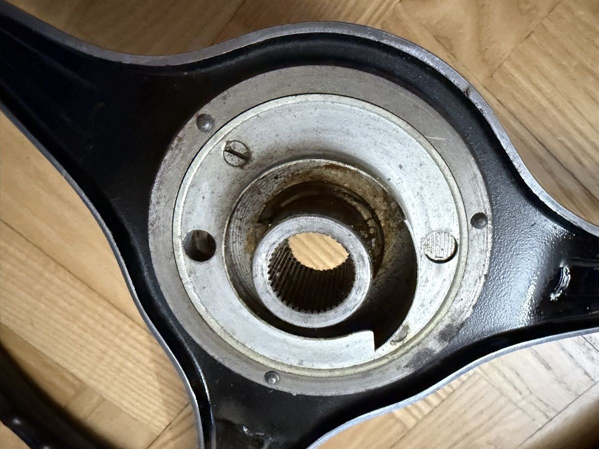 Porsche Tutti pezzi di ricambio auto: Porsche 356 c Lenkrad Original – Usato da Evilard venduto da Phipou 4