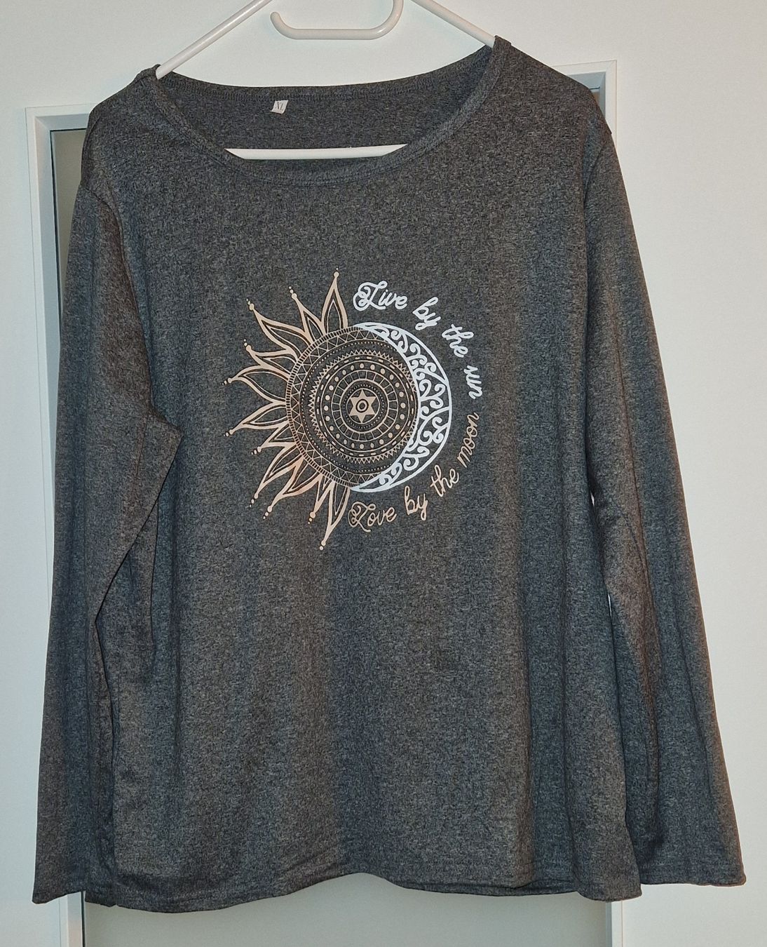 Maglioni & Felpe: pull pour femme XL – Usato da Couvet venduto da Pioune