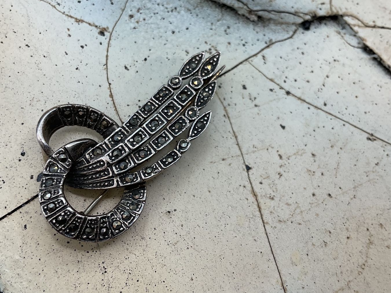 Spille & Fermagli: Vintage Brosche Sterlingsilber mit Markasiten – Usato da Luzern venduto da S.Kern01