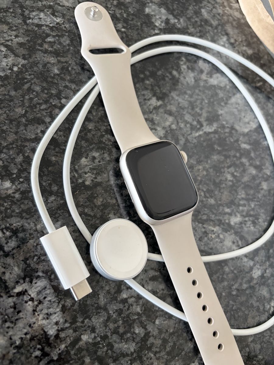 Apple Smartwatch: Apple Watch serie 7 – Gebraucht aus Anglikon von cel_hbx2 1