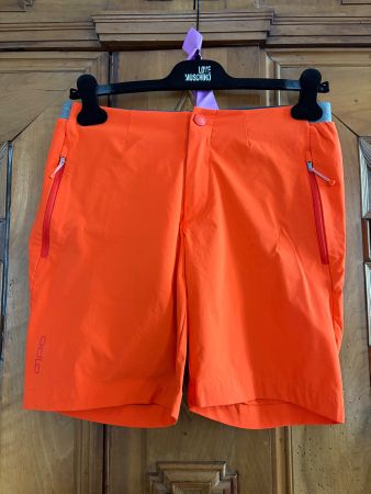 ODLO Shorts  Gr. M  Zustand: Neu  Material: sehr dehnbar