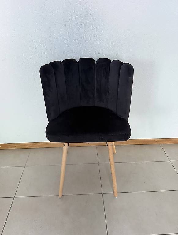 Sedie: Chaise en velours noir  – Usato da Roche VD venduto da Vide_dress_La
