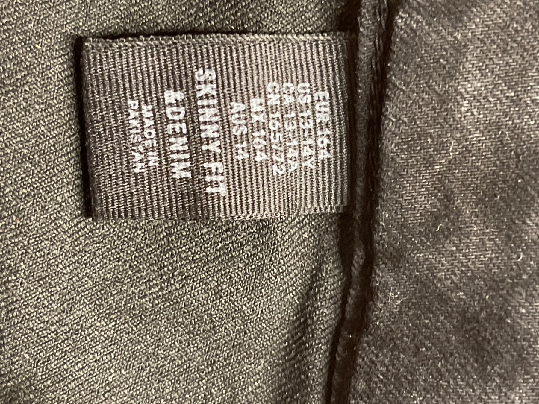 H&M Pantaloni: H&M Jeans – Usato da Schnottwil venduto da Garuso
