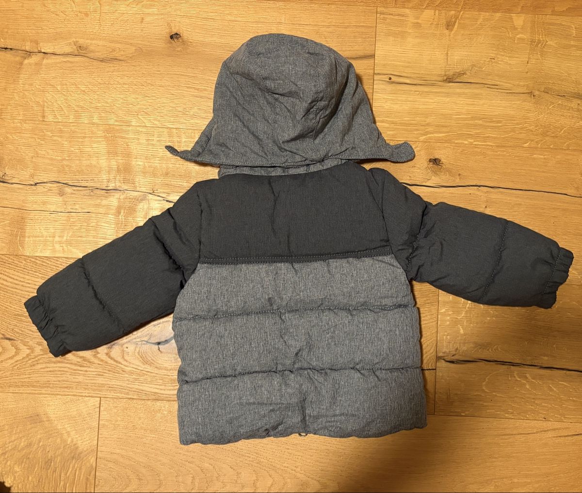 H&M Giacche & Cappotti: Winterjacke Junge 86 H&M – Usato da Gähwil venduto da sabu22 2