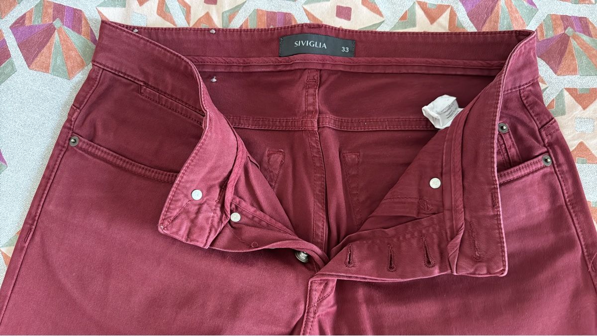 Pantaloni: Hose Siviglia dunkel rot, Grösse 33 – Usato da Zürich venduto da dodoL84 1