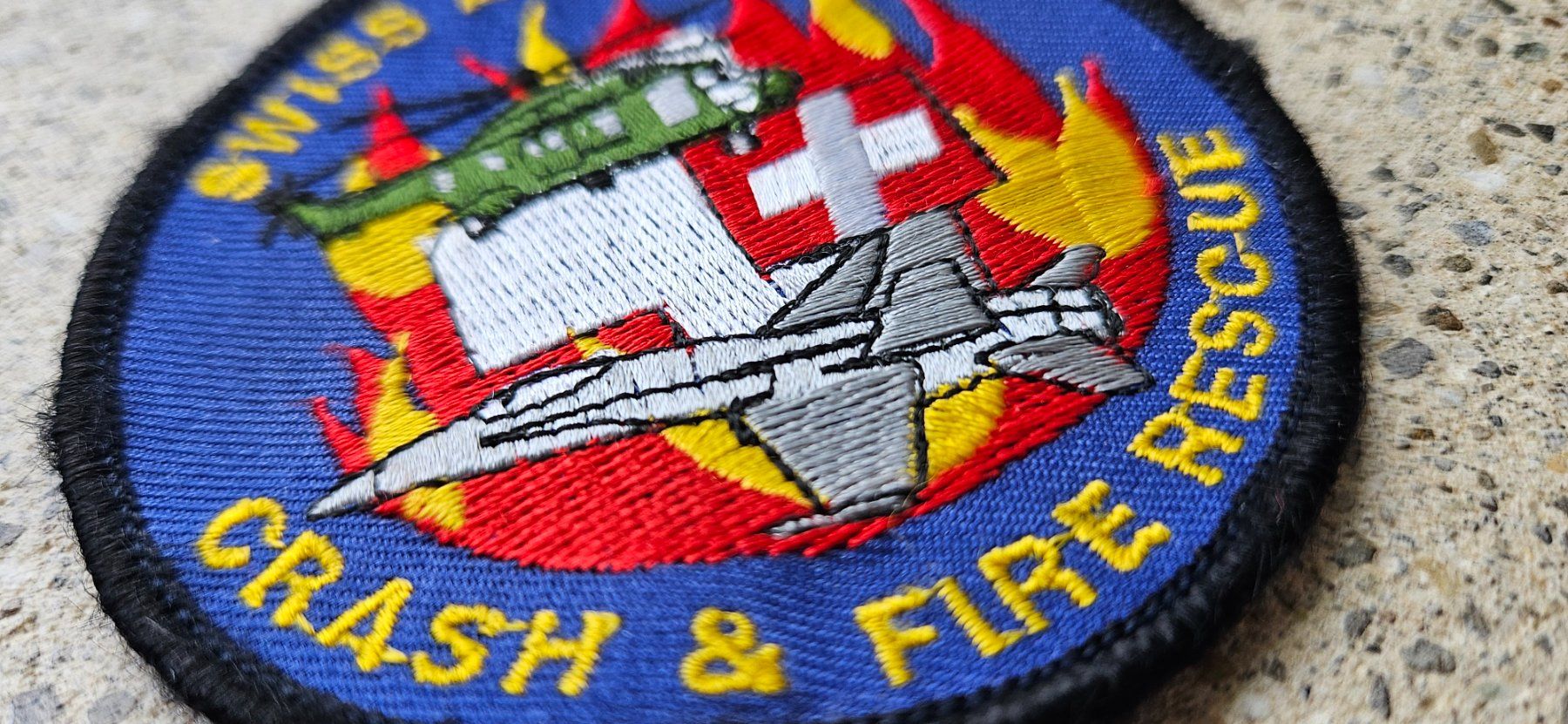 Schweizer Armee Placchette & Badge: *** Spez Badge Luftwaffe Rescue   *** – Nuovo e nell'imballaggio originale da Riedholz venduto da fr_sIruP 1