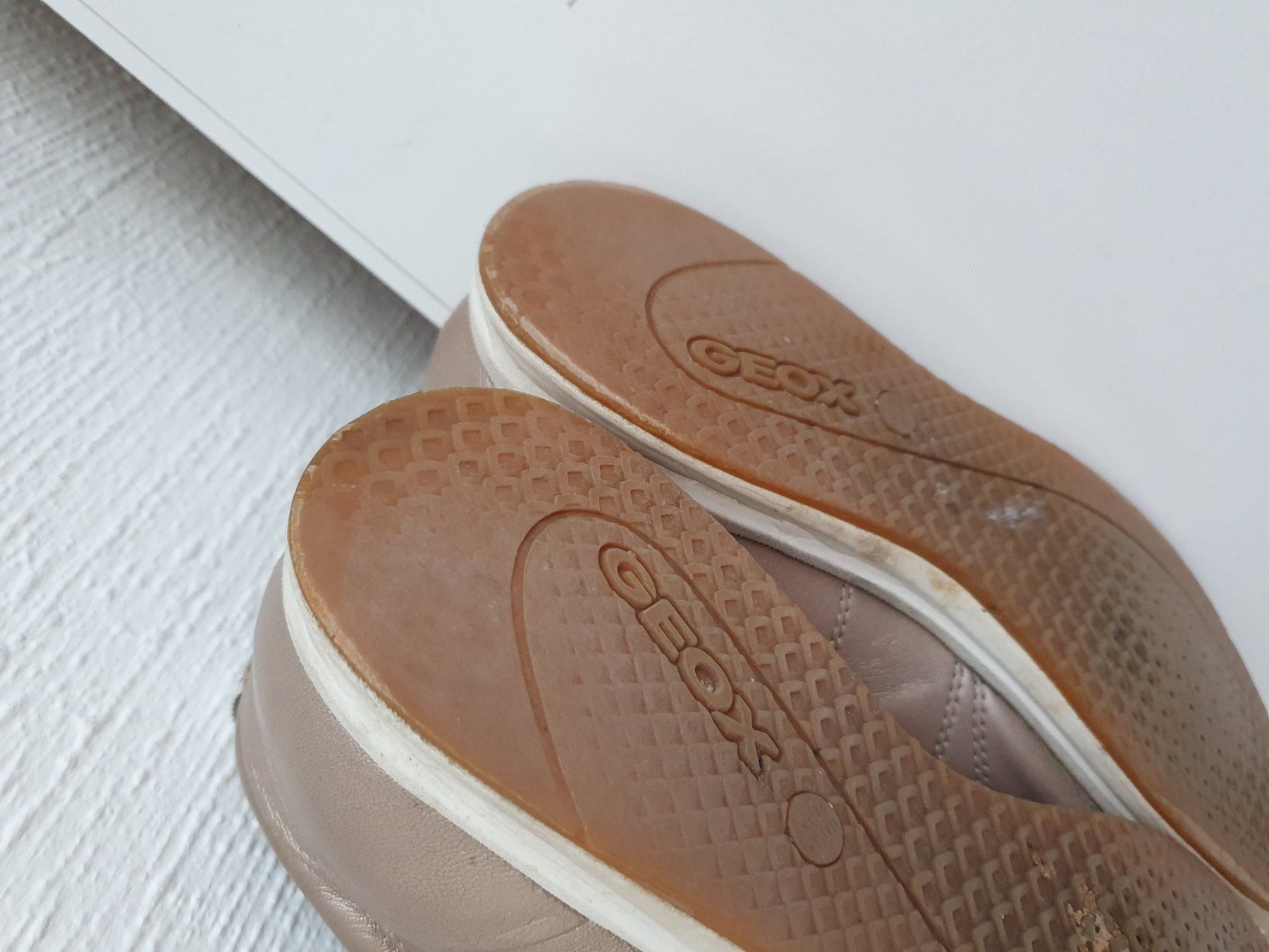 Geox Scarpe da donna: Baskets Geox Deynna or rose, pointure 38 – Usato da Prilly venduto da RoDyRe 7