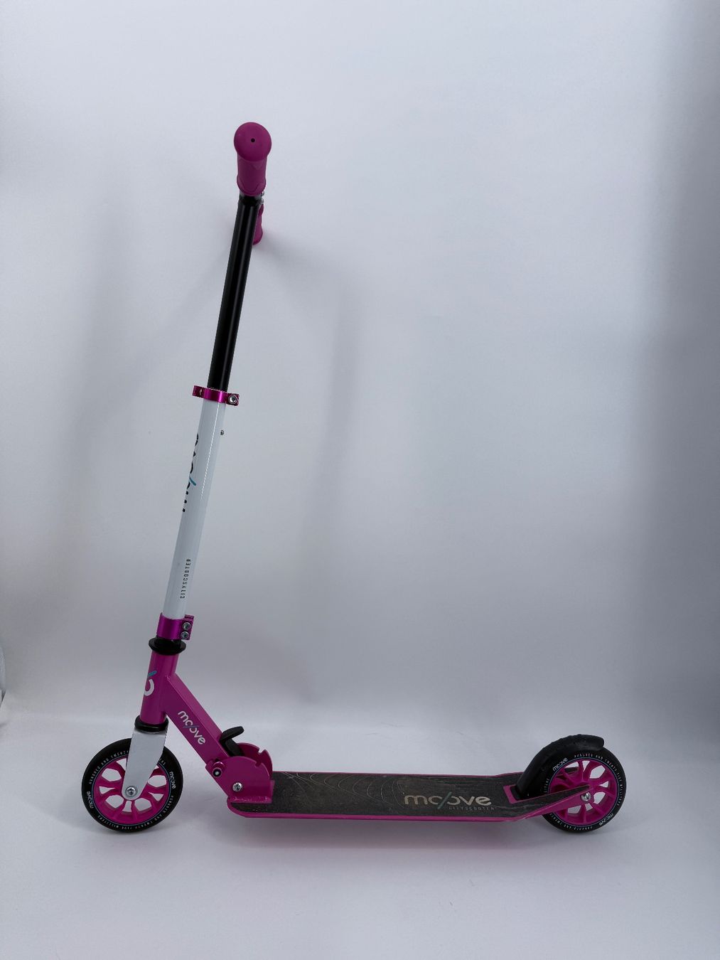 Véhicules pour enfants: City Scooter von moove – D'occasion à Auenstein par moin.