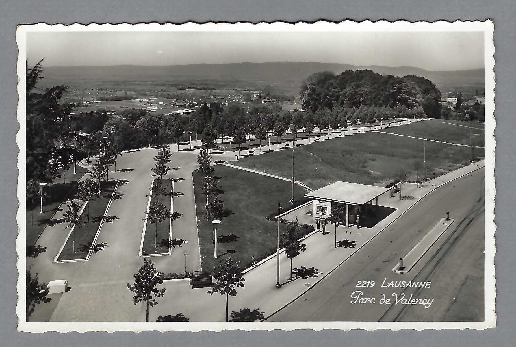 Cartoline postali: LAUSANNE, PARC DE VALENCY, * – Usato da Pura venduto da ulisse1957