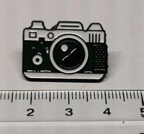 Fotoapparat - Pin  (neu/OVP)