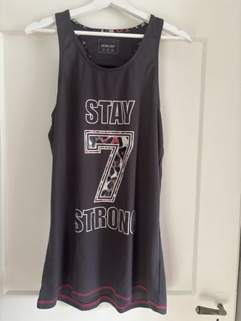 Tanktop Workout grau mit Aufdruck gebraucht
