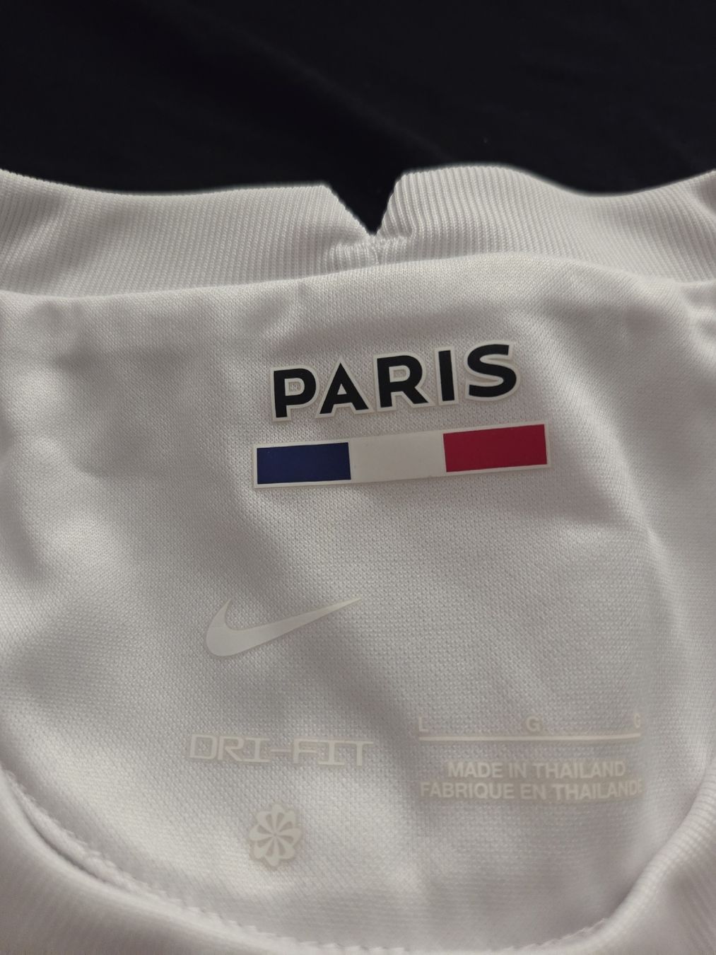 Nike Leibchen & Hosen: Originales PSG Auswärtstrikot – Neu (gemäss Beschreibung) aus Zürich von Dakota37 2