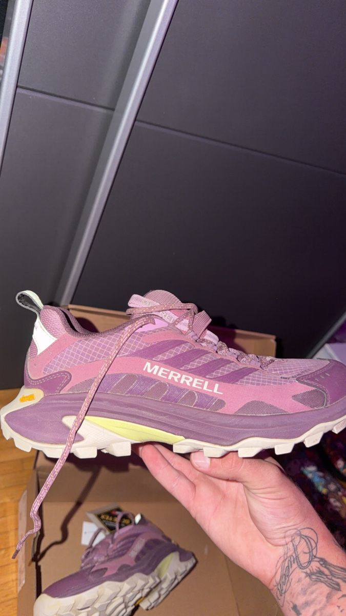 Merrell Damenschuhe: Chaussure de randonnée Merrell – Neu und originalverpackt aus Bulle von gre_v7rv
