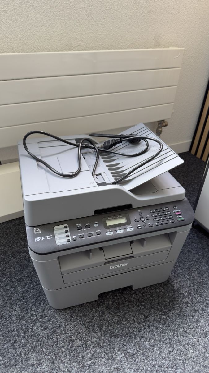 Brother Stampanti: Brother MFC-2700DW - Drucker – Difettoso da Rotkreuz venduto da marco919r