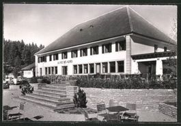 La Vue des Alpes, Hôtel, circulée 1953