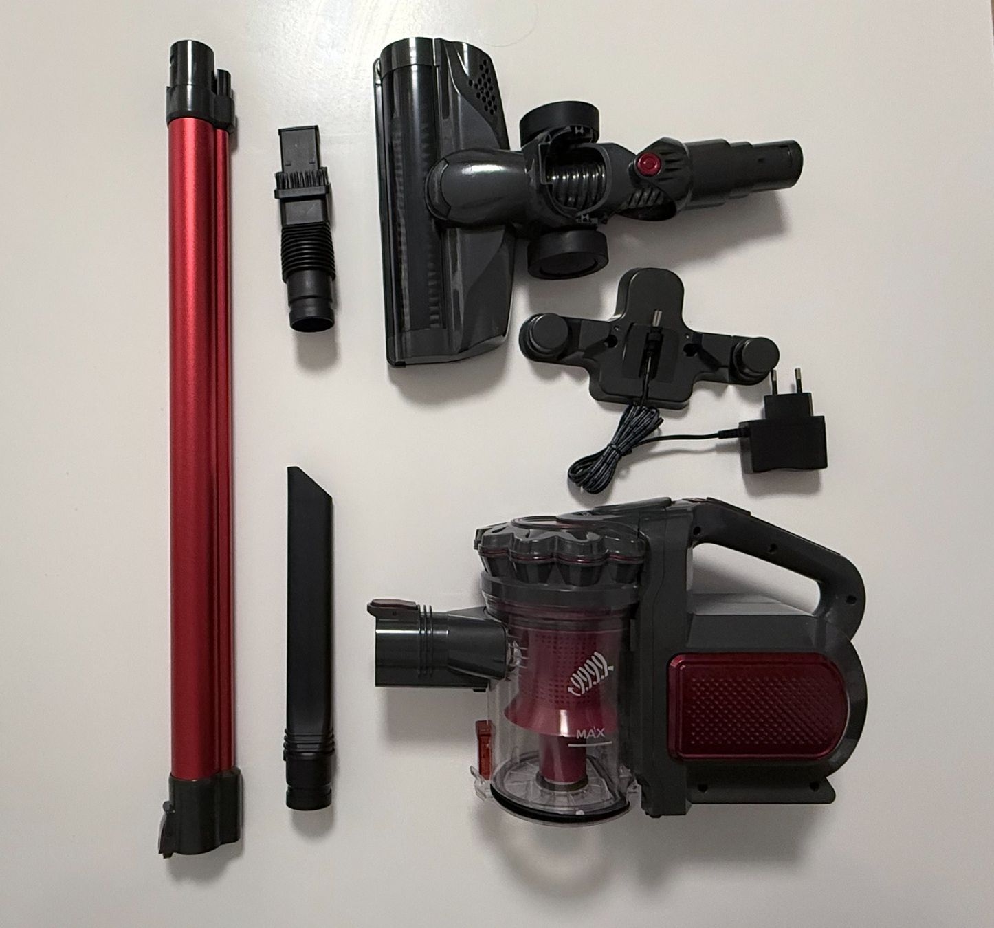 Aspirateurs & Accessoires: Akku Handstaubsauger AREBOS, rot – Neuf (Voir description) à Brugg AG par Alsol-2024