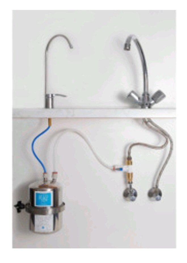 Sanitari: Wasserfilter von Multi Pure, Untertisch Modell – Usato da Grünen venduto da Shascho