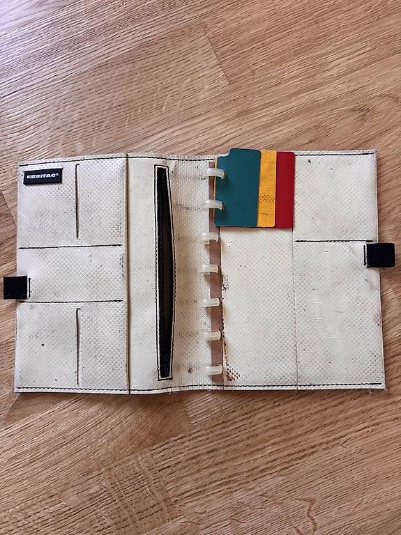 Kalender: Freitag Agenda  – Gebraucht aus Wabern von saradicaro