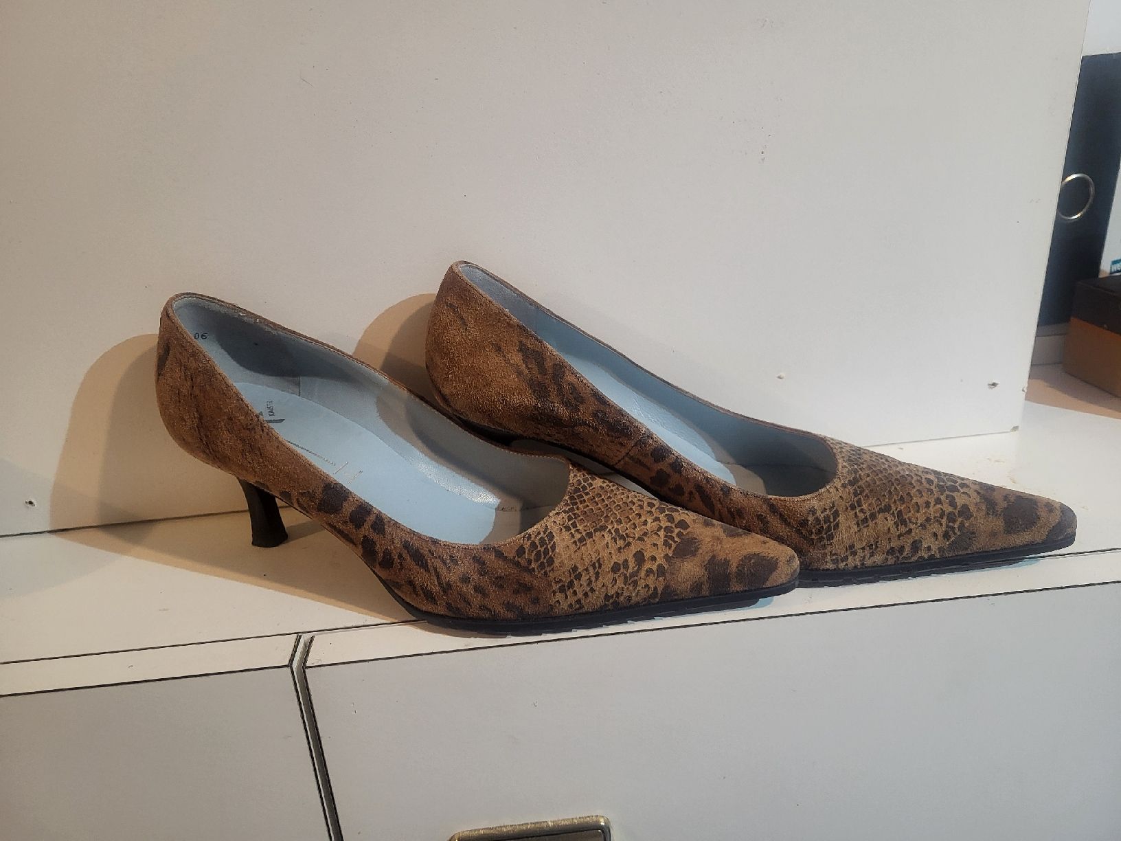 Scarpe da donna: Peter Kaiser Pumps Schlangenmuster Grösse 5.5 braun – Usato da Frauenfeld venduto da Imean96 1