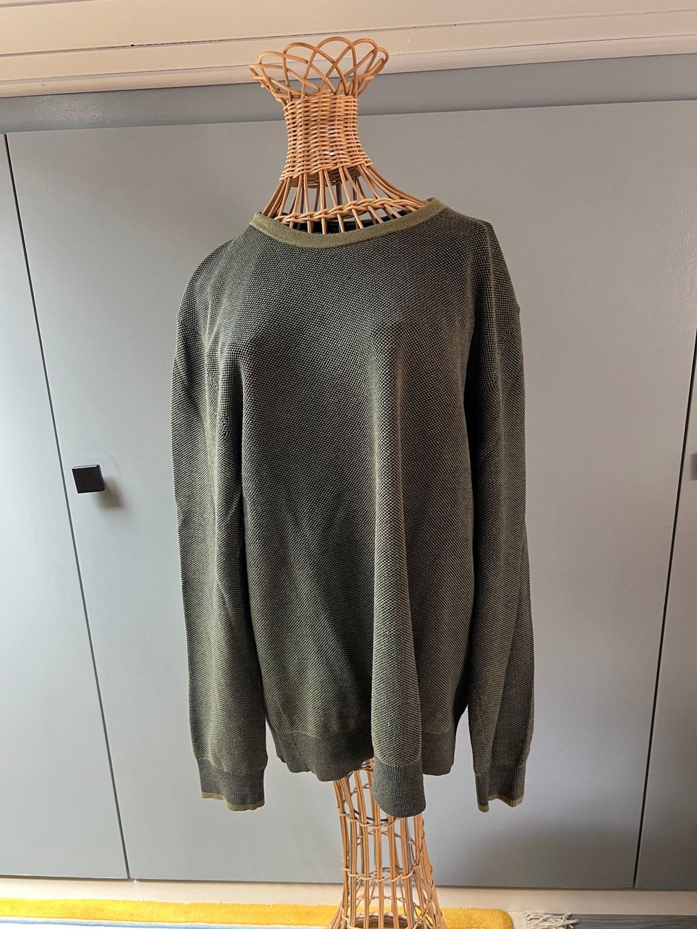 Tommy Hilfiger Maglioni & Felpe: Pull Tommy Hilfiger - XXL – Usato da Athenaz (Avusy) venduto da Drine1971