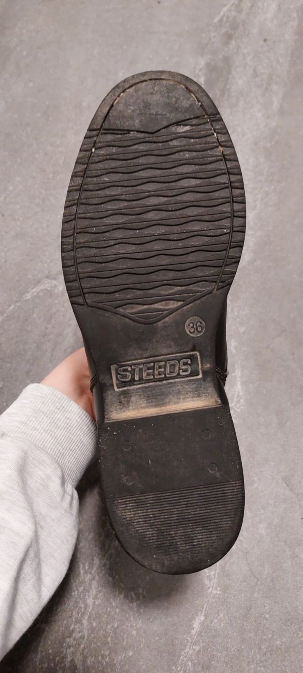 Scarpe da donna: Steeds Stiefeletten – Nuovo (secondo la descrizione) da Schwyz venduto da jor_5y66 2