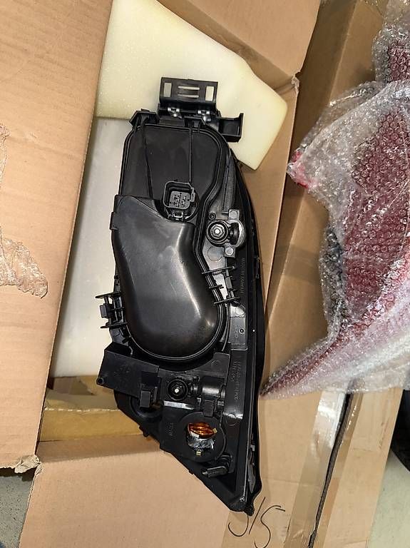 Scheinwerfer: 2 Scheinwerfer für Ford Mondeo – Gebraucht aus Suhr von sop_7brt 4